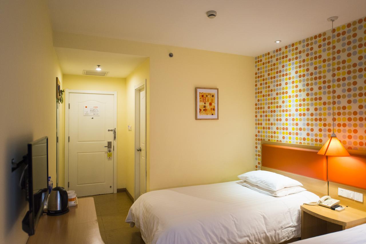 Home Inn Hunchun International Passenger Terminal Екстер'єр фото