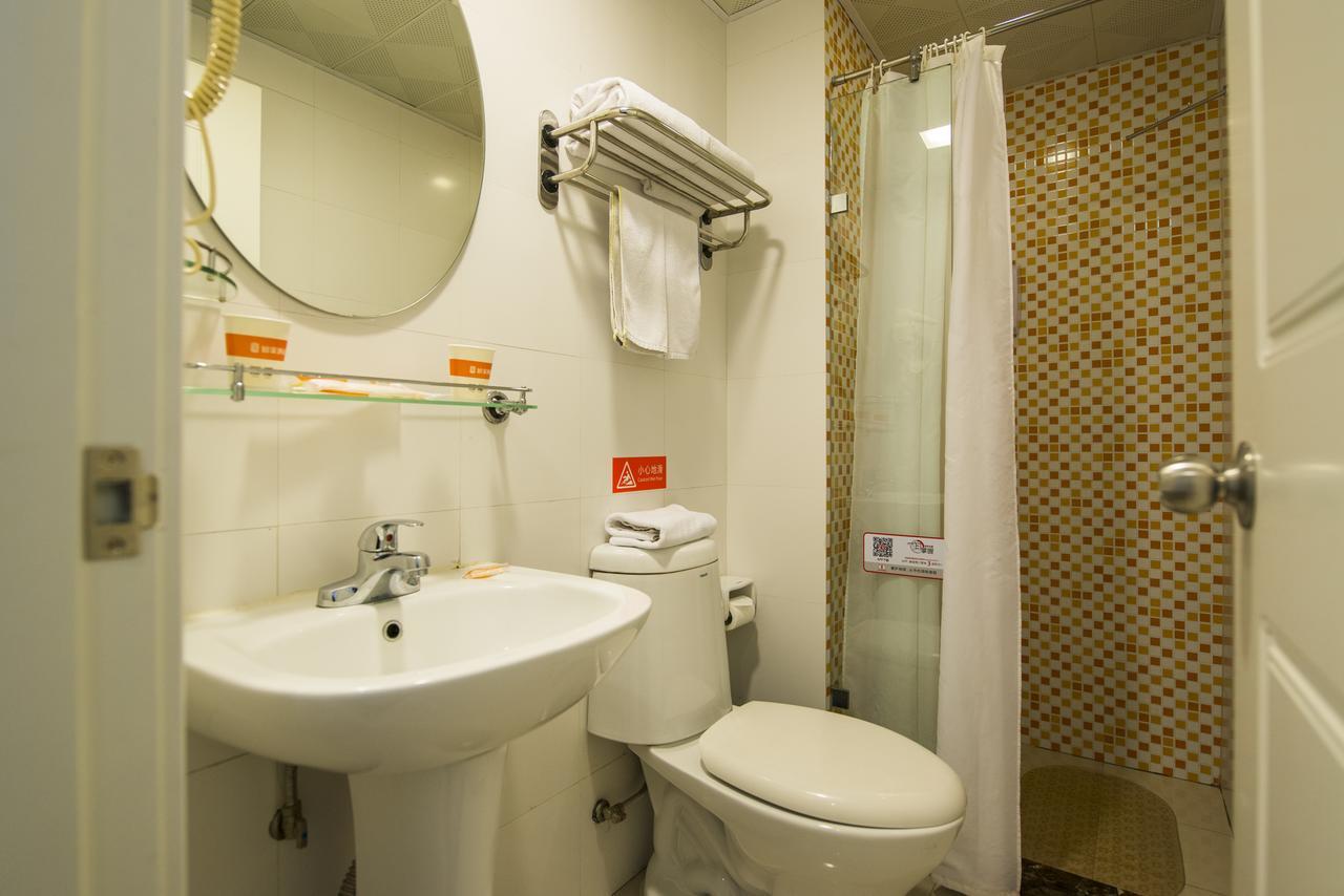 Home Inn Hunchun International Passenger Terminal Екстер'єр фото